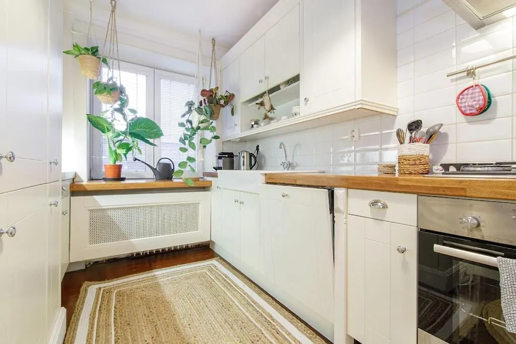 Cozy Urban Hideaway - With A Sauna! Ostrava Apartment