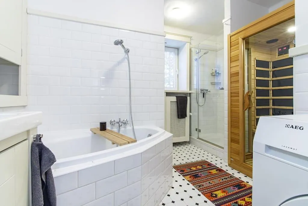 Apartment Cozy Urban Hideaway - With A Sauna! Ostrava